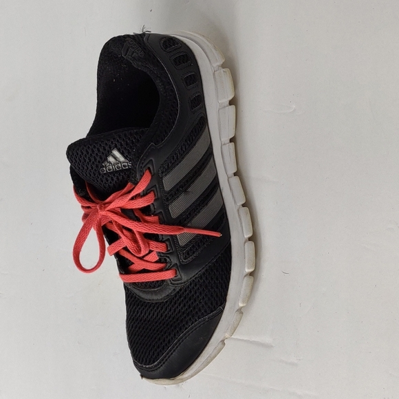 Women's Adidas Athletic Running shoes Black with hot pink shoe strings s… - Picture 9 of 10